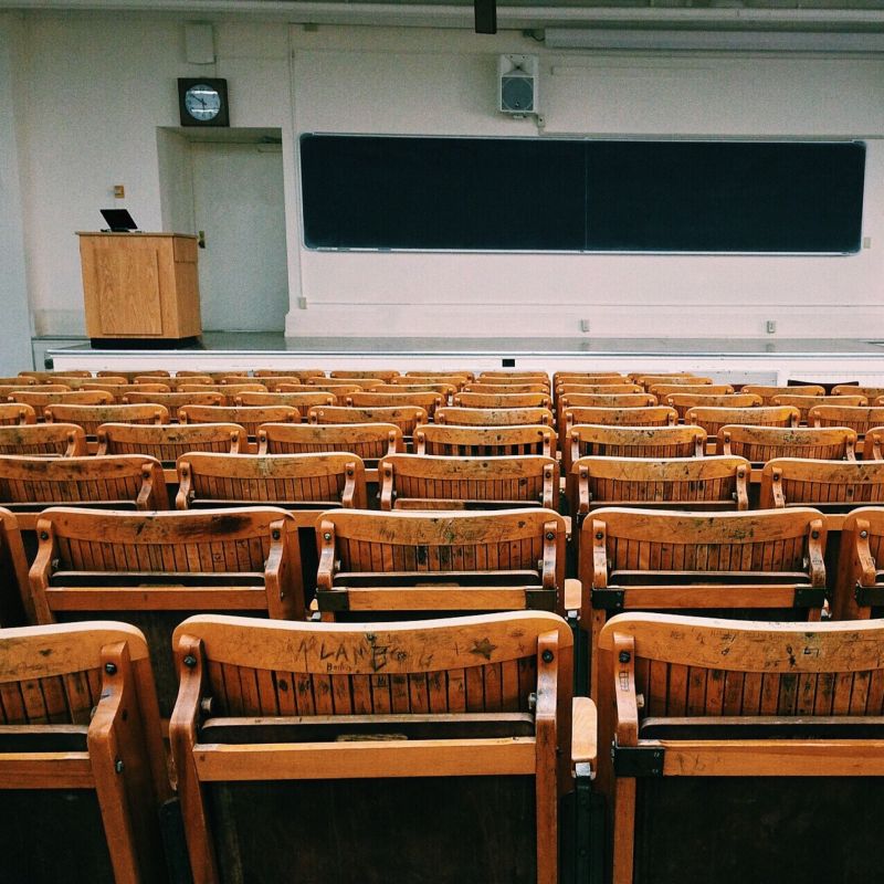 photo of lecture hall by Pixabay via pexels.com